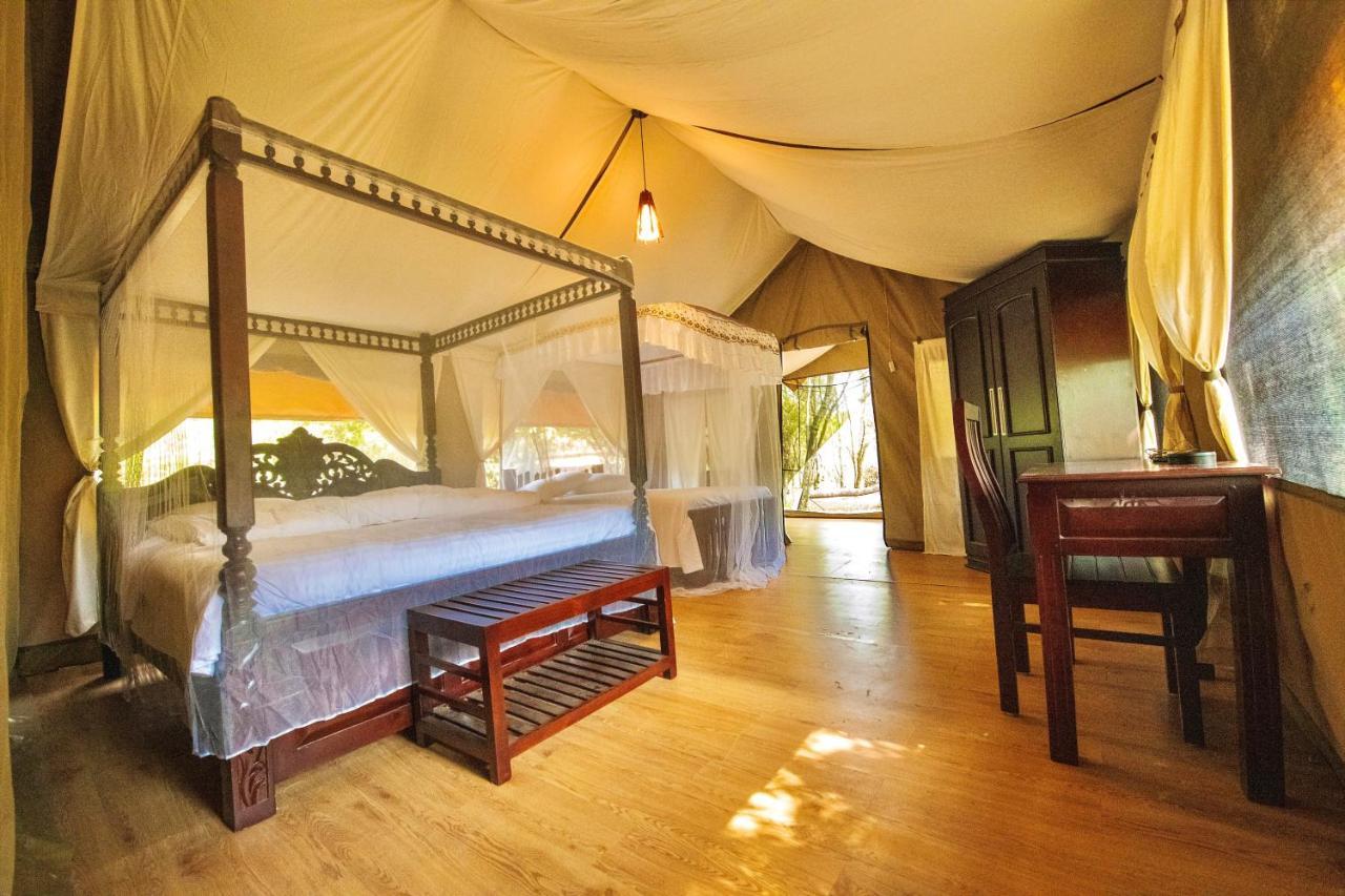 Lorian Safari Camp Limited 호텔 Narok 외부 사진